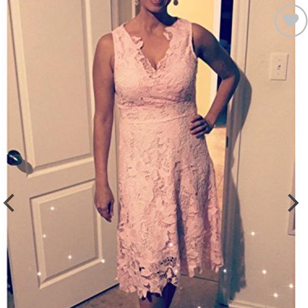 Kimlily pink floral lace asymmetrical hem dress - Picture 5 of 16